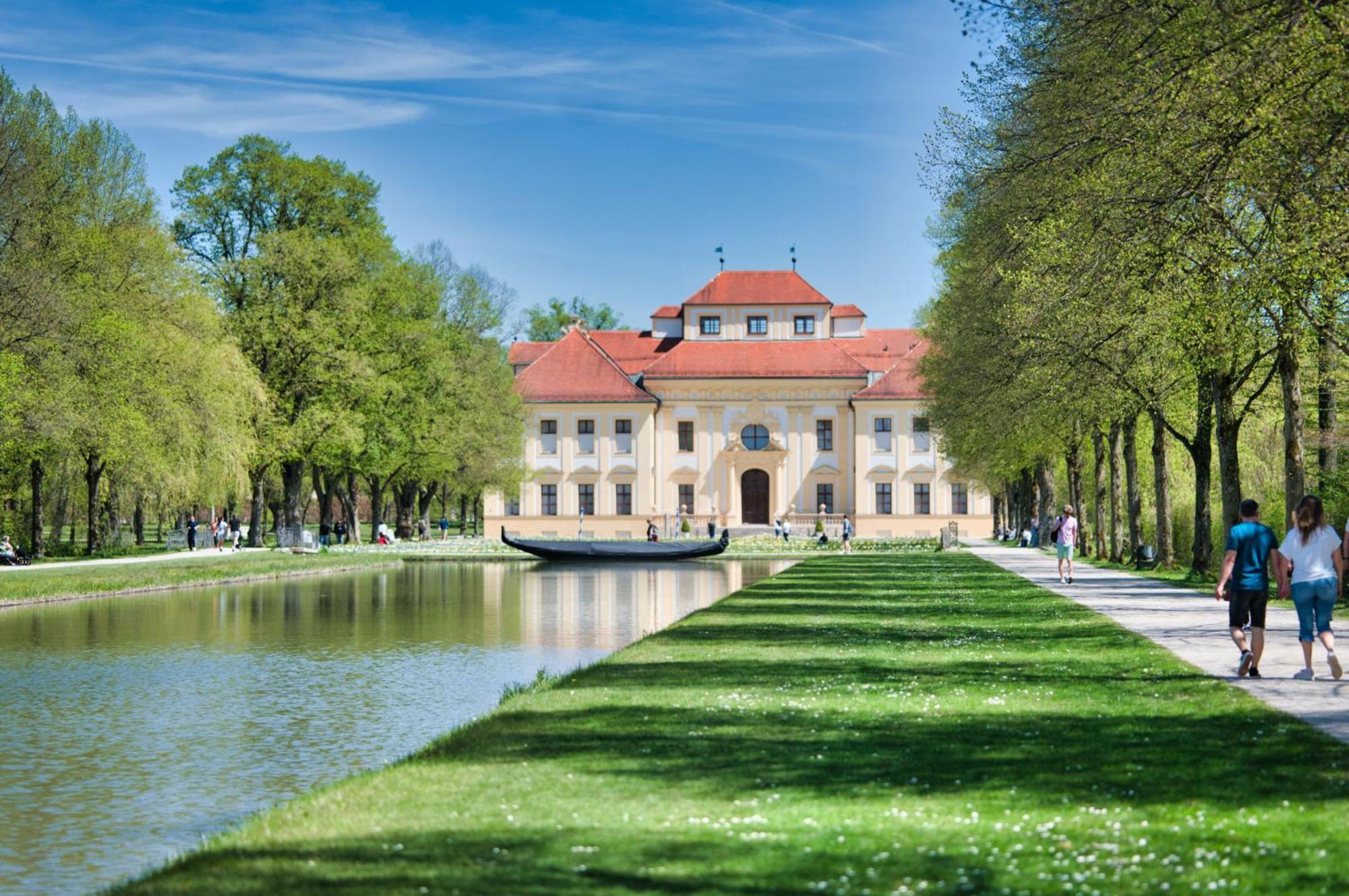 Hotel Am Schlosspark Zum Kurfuerst Oberschleissheim Bagian luar foto